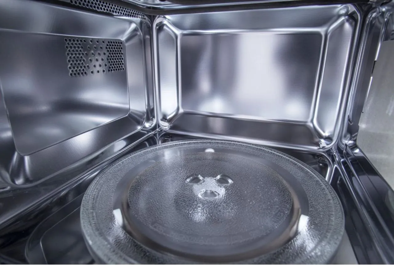 Мікрохвильова піч Gorenje BM 251 SG2BG (XY925Z) (6809570) Б/У