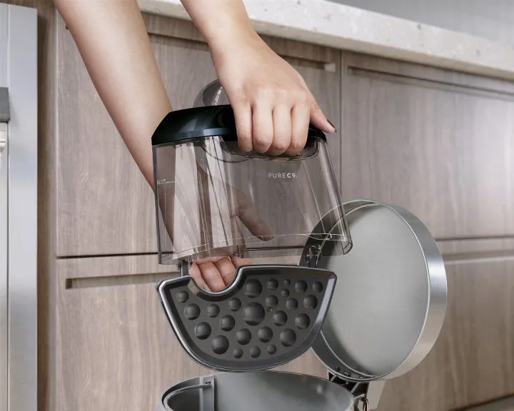 Пилосос без мішка Electrolux PC91-8STM