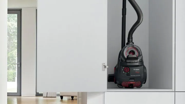 Пилосос без мішка BOSCH BGS21POW2