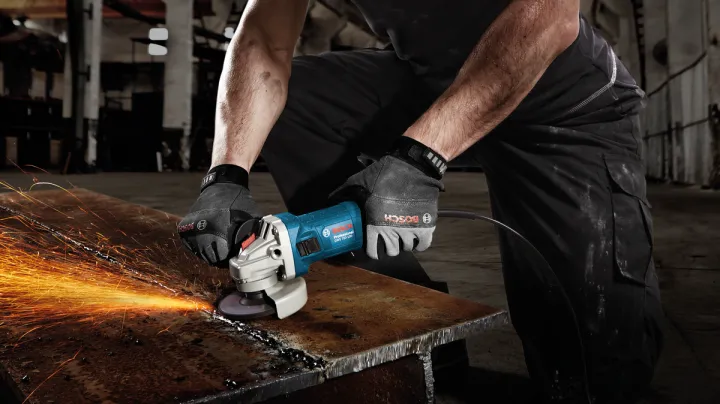 Кутова шліфувальна машина Bosch Professional GWS 750 S, 750Вт, 125мм диск, регулятор швидкості (0601394121)