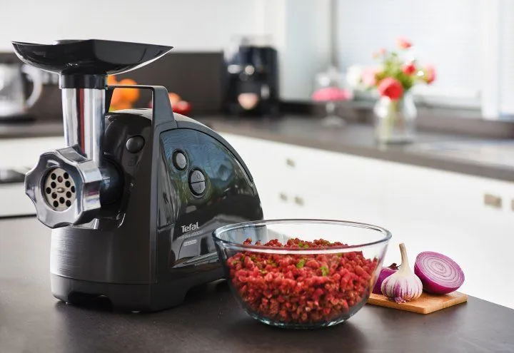 М'ясорубка Tefal NE685838