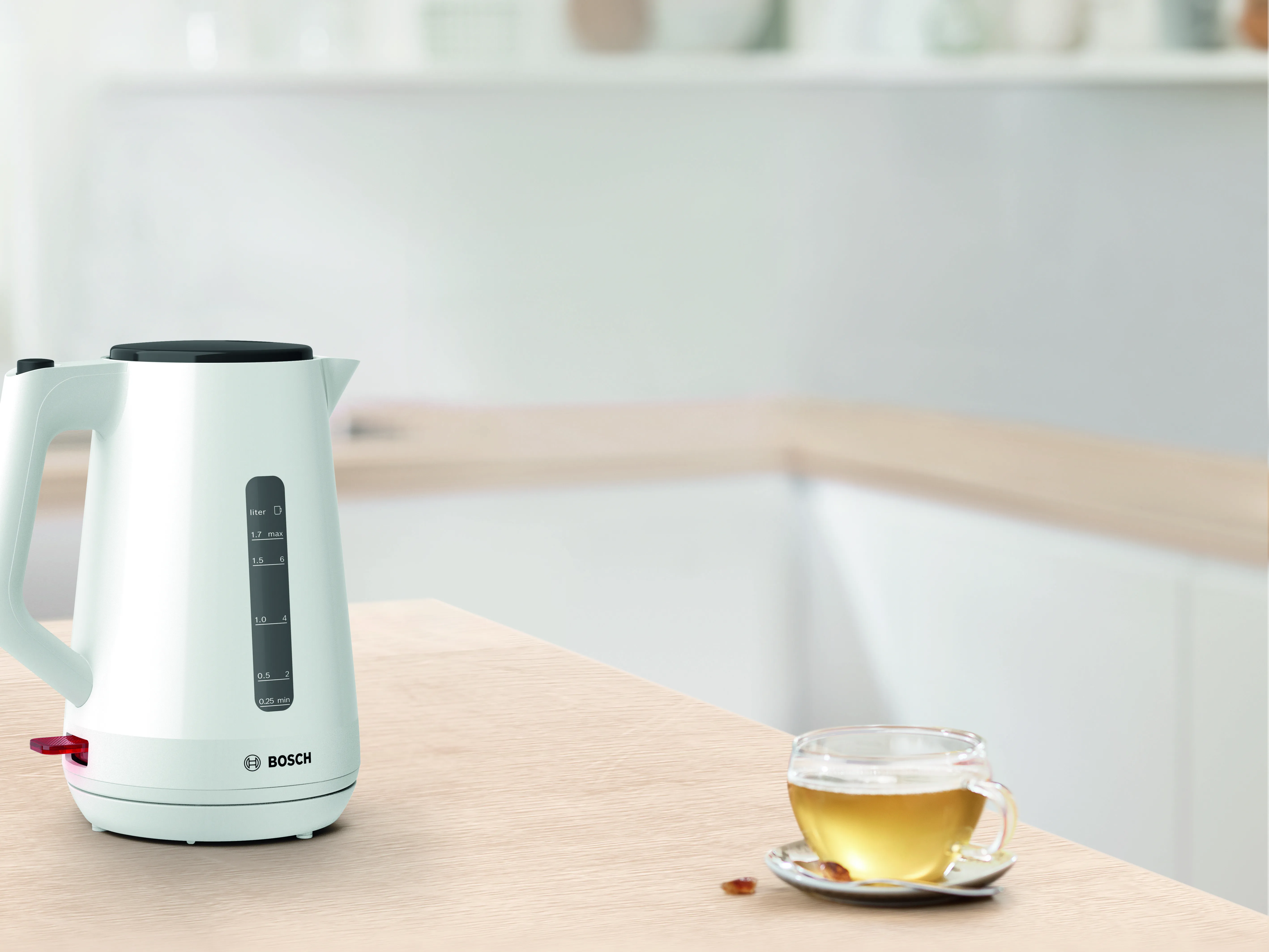 Чайник Bosch MyMoment TWK1M121