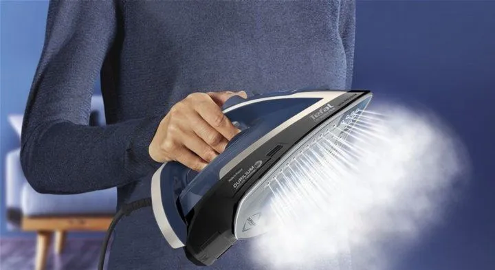 Праска TEFAL Ultragliss Plus FV6820E0