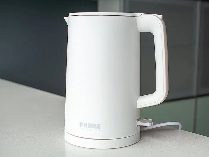 Електрочайник PRIME Technics PKP 1765 W