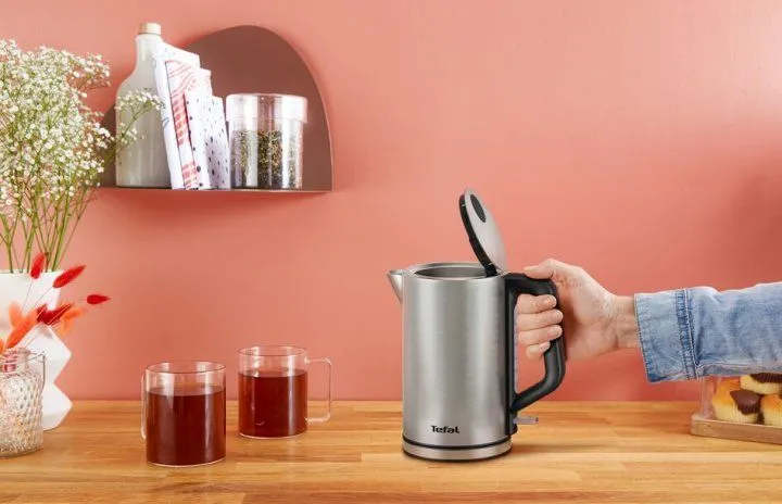 Електрочайник Tefal Bronx Electric KI513D10