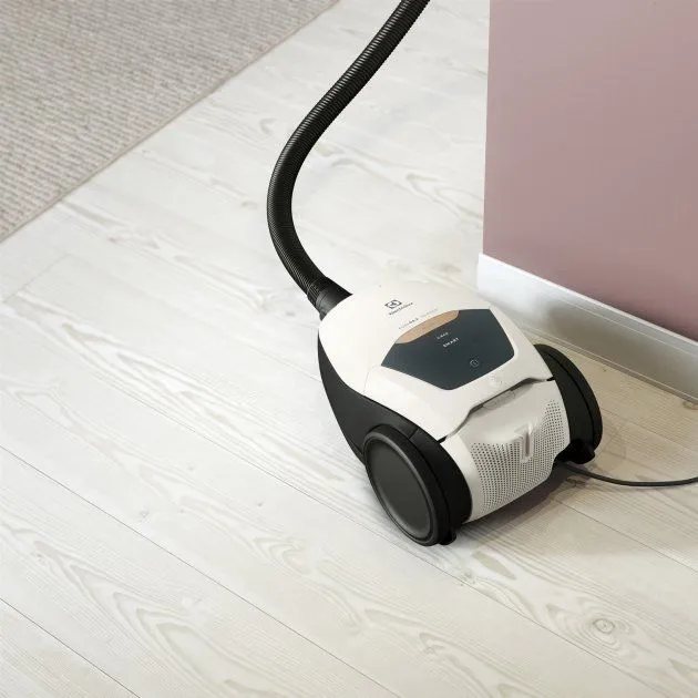 Пилосос для сухого прибирання Electrolux PD82-ALRG