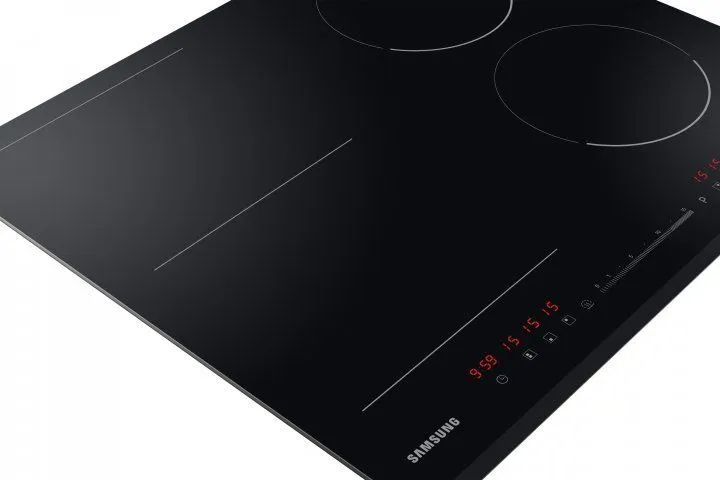 Варильна поверхня електрична SAMSUNG NZ64R3747BK/WT