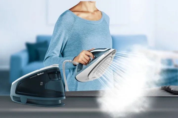 Праска з парогенератором TEFAL Express Easy SV6131