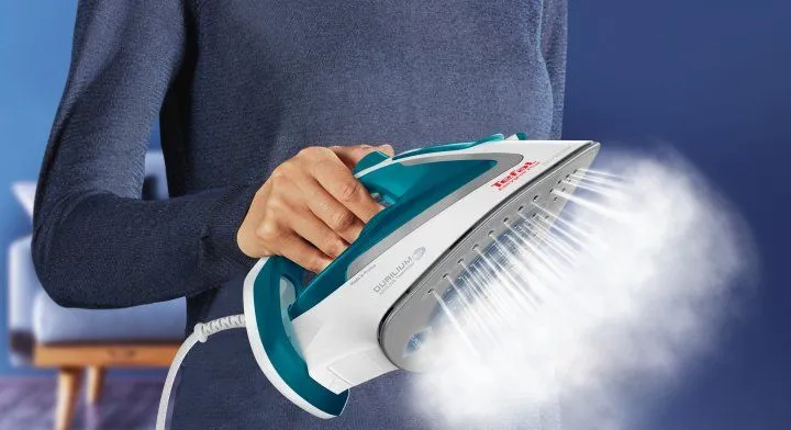 Праска TEFAL Easygliss Plus FV5718E0