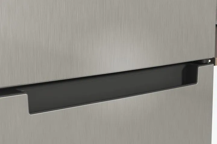 Холодильник INDESIT INFC8 TI22X