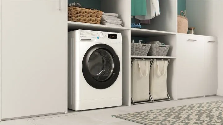 INDESIT BWSE 71293X WBV UA