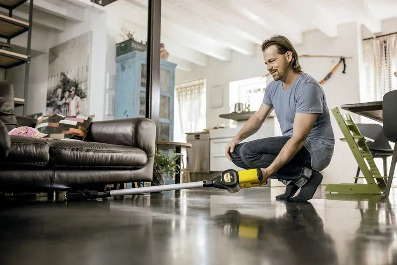 Karcher Пилосос ручний VC 6 CORDLESS OURFAMILY, акумуляторний, до 50 хв роботи, 25.2 В, Li-ion, 800 мл, 2.55 кг