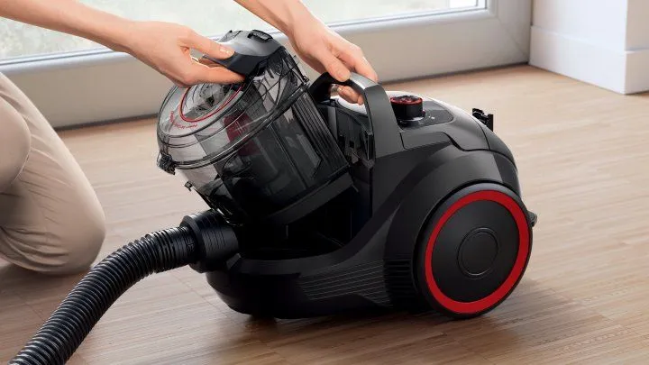 Пилосос без мішка BOSCH BGS21POW2