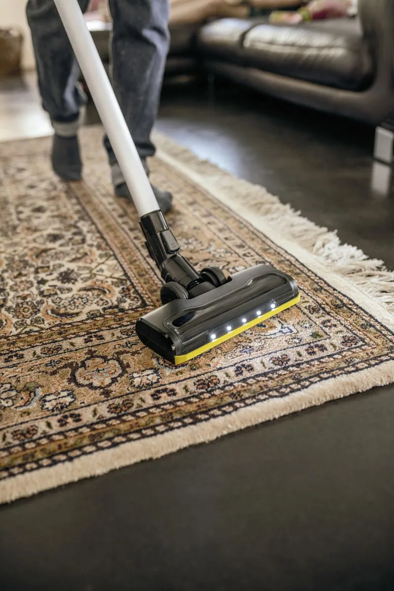 Karcher Пилосос ручний VC 6 CORDLESS OURFAMILY, акумуляторний, до 50 хв роботи, 25.2 В, Li-ion, 800 мл, 2.55 кг
