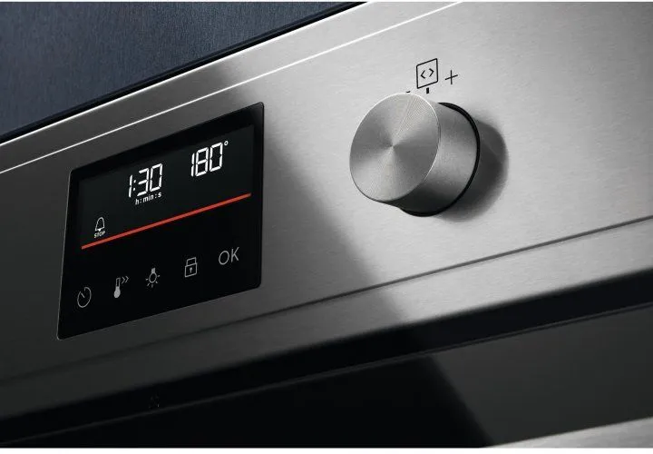 Духова шафа електрична Electrolux EOH4P56BX